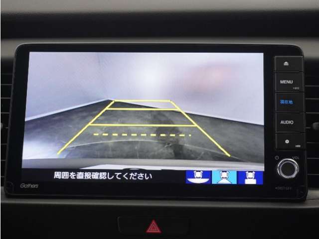 ◆バックカメラ◆リバースにするだけで映ります、後方の安全確認や、狭い駐車場での車庫入れ、雨の日や夜間など視界の悪い時に便利です！安全にバックする為には欠かせない装備です。