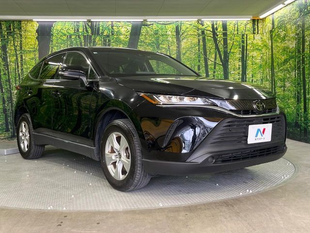 大好評のボディコーティング「弾スプラッシュコート」もご納車までに施工可能。通常のガラスコートと異なる、耐久年数6年の無機質ガラスコーティングが、ボディをキレイな状態に保ってくれます。