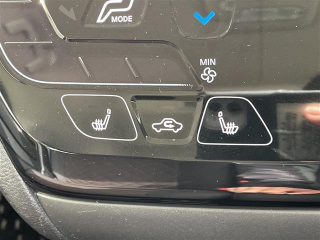 【その他】このクルマ限定で使える装備品が付いています！使い方などはぜひ実際に店舗にお越しいただき、専門スタッフにお尋ねください！