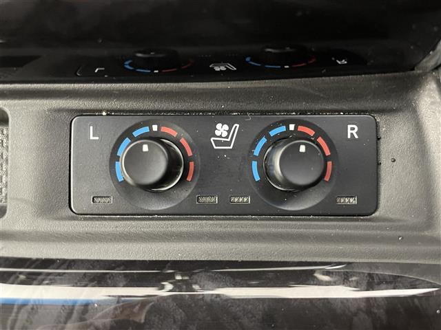 【運転席操作部】快適なドライブを楽しむための機能が装備されています！運転席から触れるので、使いやすいです！除菌プランいれていただくと、さらに清潔で安心していただけます！