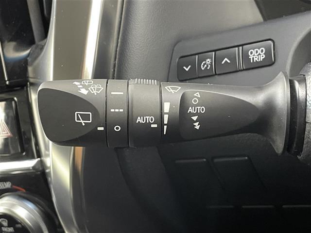【運転席操作部】快適なドライブを楽しむための機能が装備されています！運転席から触れるので、使いやすいです！除菌プランいれていただくと、さらに清潔で安心していただけます！