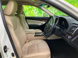 「この車の写真をもっと見たい」「状態が気になる」「この装備はついている？」どんな小さな疑問でもお気軽にお問い合わせください！