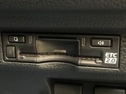 【ETC】高速道路の料金所をストレスなく通過！話題のスポットやサービスエリアに多い「スマートIC」利用時は必須のアイテムです。当店でセットアップを実施、ご納車当日からすぐにご利用いただけます！