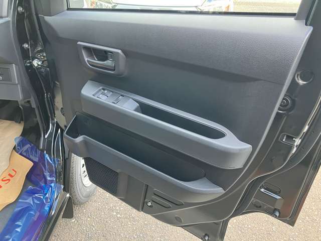 中古車販売には色々なお店があり、車両の品質・アフターフォローなど様々ですが、まず！当店にご来店ください。