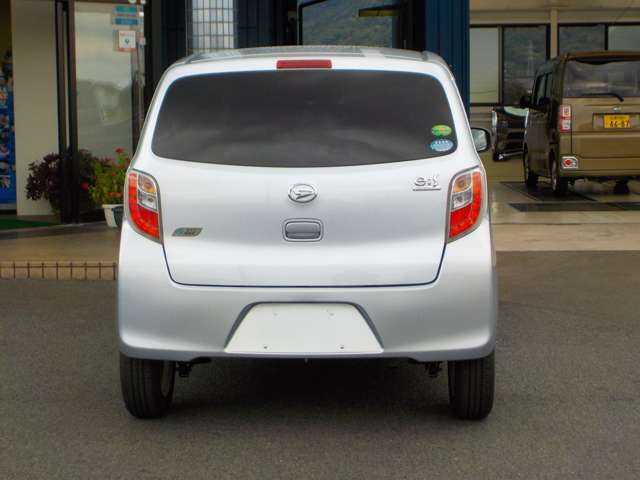 指定工場保有。購入からアフターフォローまで、お車のことは島根県出雲市のフレストにお任せください。営業時間9:00～19:00、水曜日定休