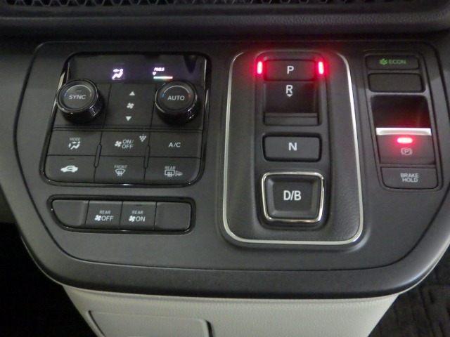 操作しやすいシフトボタンです♪