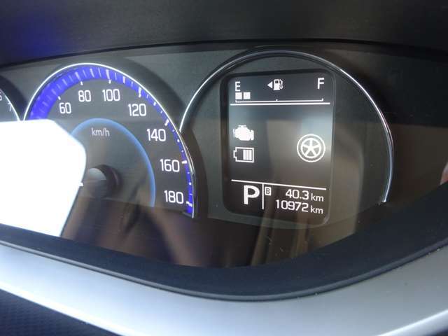 走行距離はまだ10972キロですので、まだまだ走れます！
