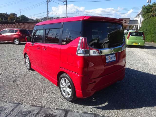 令和7年度の自動車税、リサイクル預託金、重量税、自賠責保険などの諸費用を含んだ車検・法定点検付の総額です。