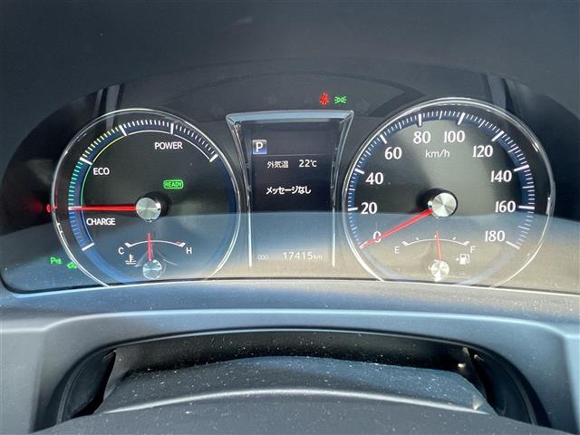 ODOメーターの表示値は17415kmです。店舗にて現車の確認もいただけますので、お電話で在庫のご確認の上是非ご来店くださいませ！！！