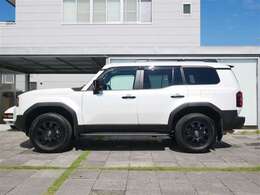 弊社専任のスタッフによるまるまるクリンを実施。