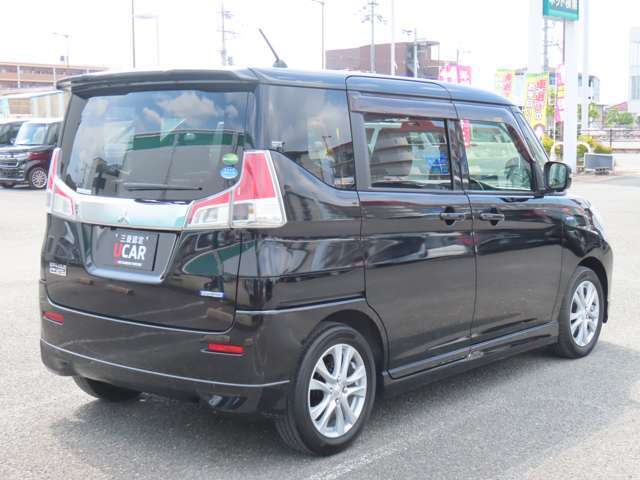 取り回しの良さと広い車内空間が両立☆