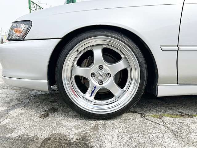 WORKマイスターS1R（17インチ）装着！フロントもローダウンスタイルに合わせた迫力ある足元に！仕上がりもバランス良好！