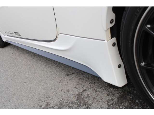 TRDサイドスポイラー