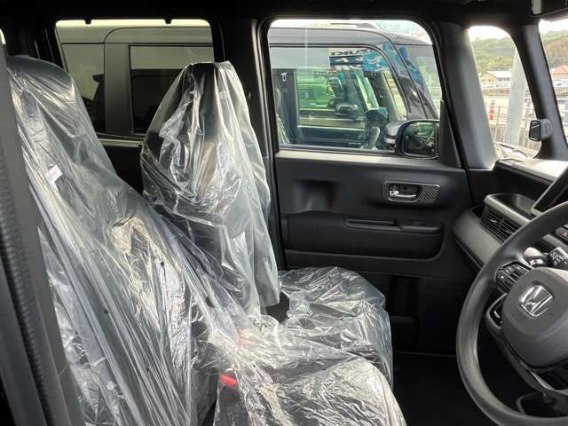 ☆車の保険は買ったところで加入するのがベストです。保険に関しても大手保険代理店をしておりますので安心してお任せください。不慮の事故の際も自社鈑金工場と連携して修理を進めてまいります☆