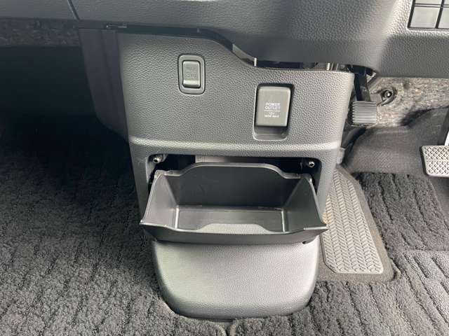 お車の詳細やご不明点も、無料電話0078-6002-633870をご利用してお気軽にお問合せください。
