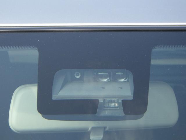 デュアルセンサーブレーキは衝突被害軽減ブレーキ/誤発進抑制機能/車線逸脱警報機能/ふらつき警報機能先行車発進お知らせ機能/ハイビームアシストなどスズキセーフティサポートで安全確保に努めます。