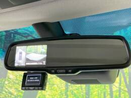 【マルチアラウンドモニター】専用のカメラにより、上から見下ろしたような視点で360度クルマの周囲を確認することができます☆死角部分も確認しやすく、狭い場所での切り返しや駐車もスムーズに行えます。