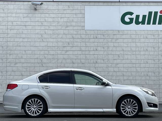 中古車はその時勝負です！！この車両を見つけた方は幸運かも！？同じ車両は1台もありません！ぜひ、この瞬間に！！