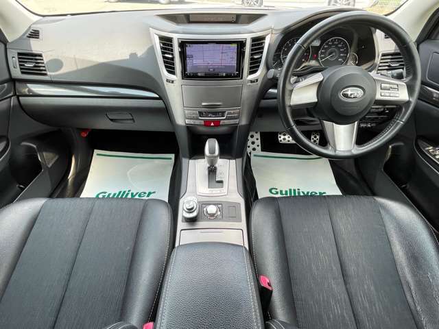 全方位で視界が広く、高い目線で運転もしやすいです！