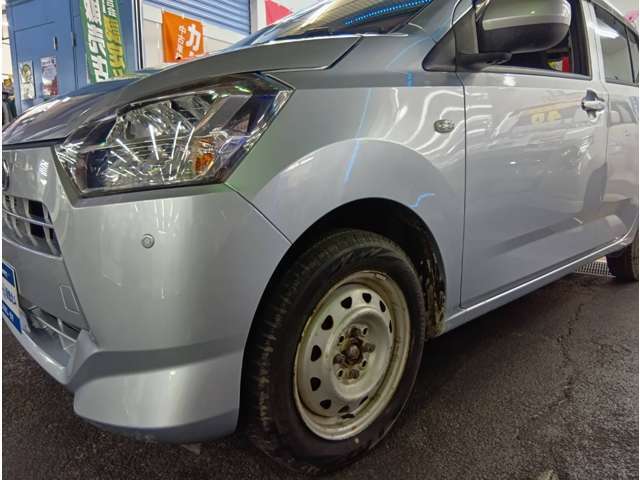全道納車はもちろんのこと、全国納車も喜んで承っております☆当店にしかない良質なお車をご覧の皆様にお届けしたいから、陸送費も格安で行います！お気軽にお問い合わせください！