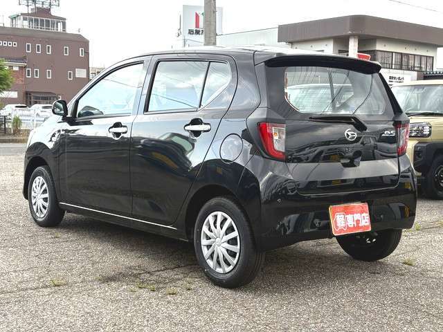 【保険】自動車保険のスペシャリストがお客様の立場になってお客様に最適な自動車保険のご提案や万が一の時の事故対応にあたりますので、ご安心ください。