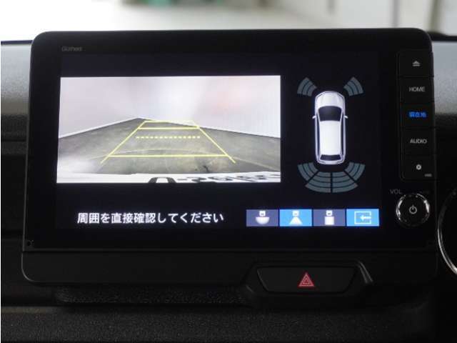 ◆バックカメラ◆リバースにするだけで映ります、後方の安全確認や、狭い駐車場での車庫入れ、雨の日や夜間など視界の悪い時に便利です！安全にバックする為には欠かせない装備です。