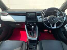 ご来場が難しいお客様でもご安心下さい、店頭在庫でしたらテレビ電話などを使いお車の詳細をご説明させて頂く事も可能でございます。当店スタッフが真心込めてご対応させて頂きます。