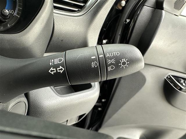 【運転席操作部】快適なドライブを楽しむための機能が装備されています！運転席から触れるので、使いやすいです！除菌プランいれていただくと、さらに清潔で安心していただけます！
