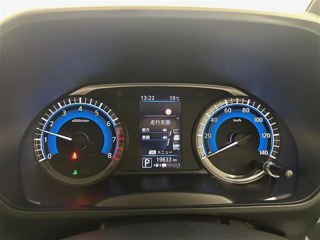 【スピードメーター】メーターがシンプルで見やすく運転しやすいですね！
