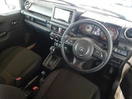 「この車の写真をもっと見たい」「状態が気になる」「この装備はついている？」どんな小さな疑問でもお気軽にお問い合わせください！