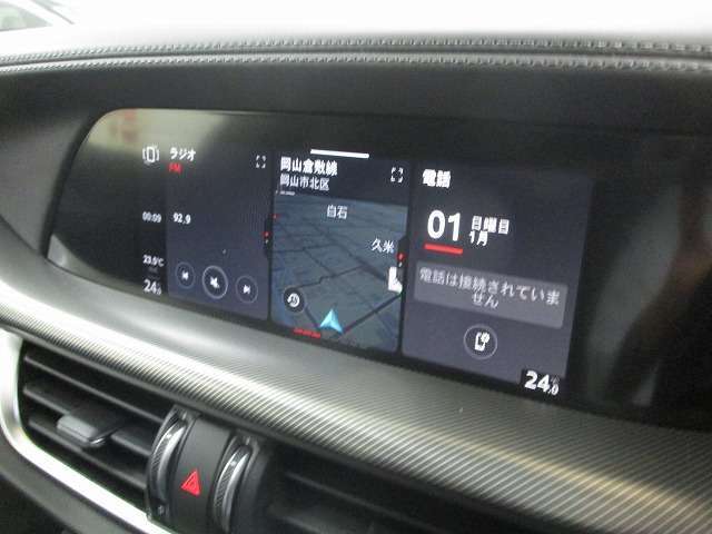 純正ナビ、Android　Auto、Apple　CarPlay、Bluetooth、USB対応の純正オーディオ