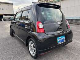 弊社では自社認証整備工場を持っており、販売したお車1台1台しっかり整備をして納車しております。