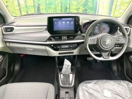 グループ総在庫数約30，000台！！全国の系列店からメーカー・車種問わずご紹介出来るので、あなたにピッタリのお車が見つかるはずです♪まずはお問い合わせ下さい☆