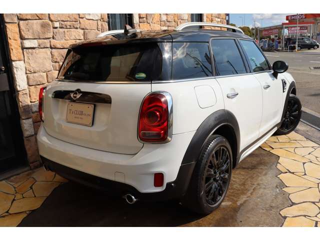 外装色はライトホワイトです。