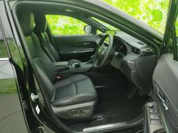 「この車の写真をもっと見たい」「状態が気になる」「この装備はついている？」どんな小さな疑問でもお気軽にお問い合わせください！