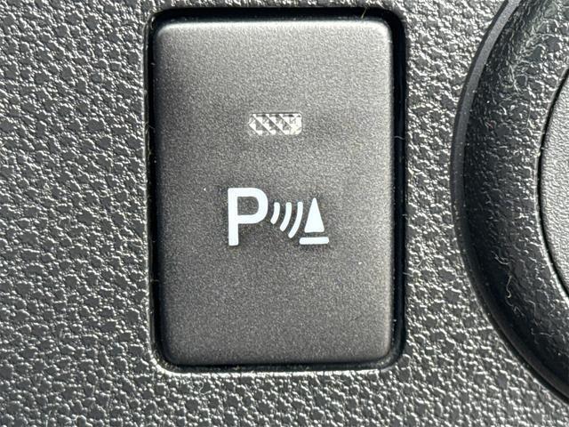 【コーナーセンサー】駐車時など障害物をセンサーが察知しアラームで教えてくれます！あると便利な装備です☆