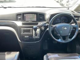 インパネ周りの画像です。店舗にて現車の確認もいただけますので、お電話で在庫のご確認の上是非ご来店くださいませ！！！ワクワクするクルマ選びをご提案します！