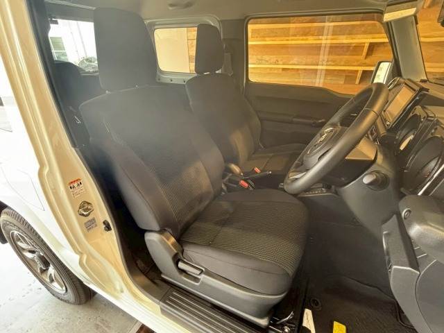 相場の下がりにくい車種については、長期ローンをお勧めしております。プレミア・アプラス・ジャックスなど、各社でローン審査が可能です。