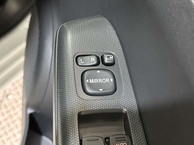 全く同じお車に再び出会うことはできません。少しでも気になるお車がございましたら、すぐにお電話かメールにてお問合せ下さい。