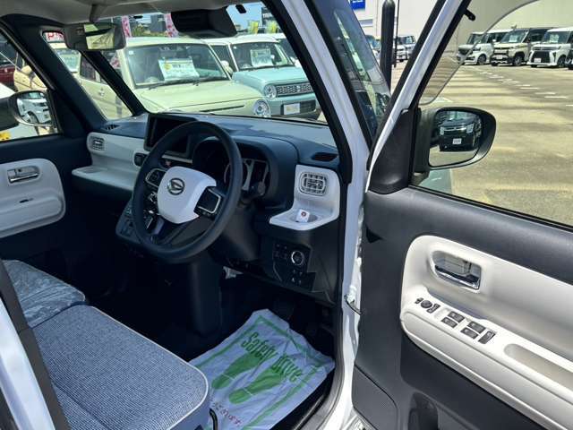 現在お乗りのお車の査定・買取もおこなっております。ご来店時、その場で即査定。納得の査定額にご期待下さい