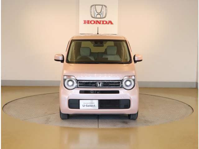 「自動車保険」と「あんしん特典」がひとつになったHondaのお店ならではの保険プランです。お客様のカーライフにより一層の安心をプラスします。