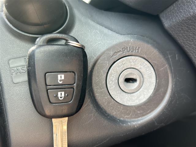 店舗にて現車の確認もいただけますので、お電話で在庫のご確認の上是非ご来店くださいませ！！