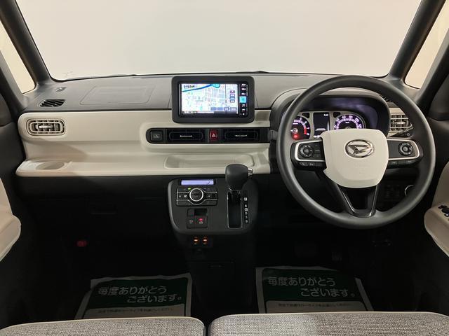 シンプルで扱いやすいインテリアで尚且つ視認性も高くなってます！