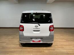 国道1号線沿い（京都方面）にございます。公共交通機関ですと京阪電車「枚方市」（京橋から特急で1駅）よりバス「国道池ノ宮」徒歩約5分です。