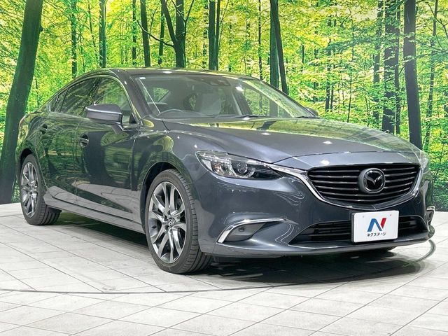 大好評のボディコーティング「弾スプラッシュコート」もご納車までに施工可能。通常のガラスコートと異なる、耐久年数6年の無機質ガラスコーティングが、ボディをキレイな状態に保ってくれます。
