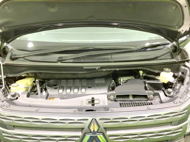 親切・丁寧な専門メカニックスタッフが応対！・車検・点検整備・事故等の修理などアフターサービスも安心。お車のカスタマイズもネクステージのサービススタッフまでご相談ください！