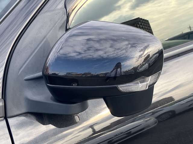 電動格納ミラー！ウィンカーミラー！