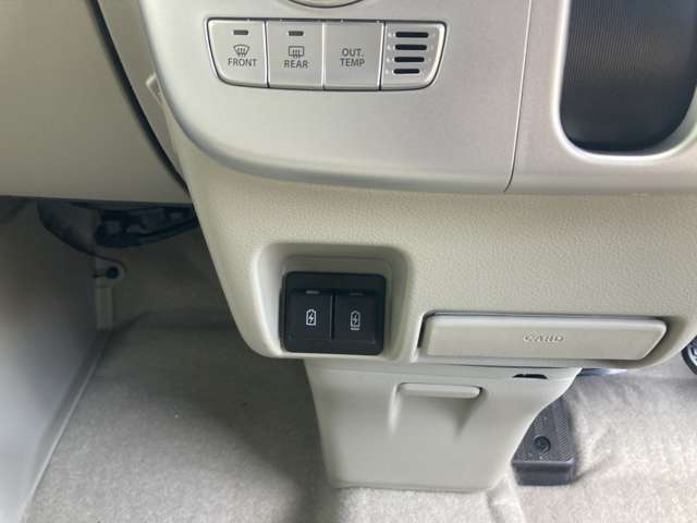 USB電源端子も装備