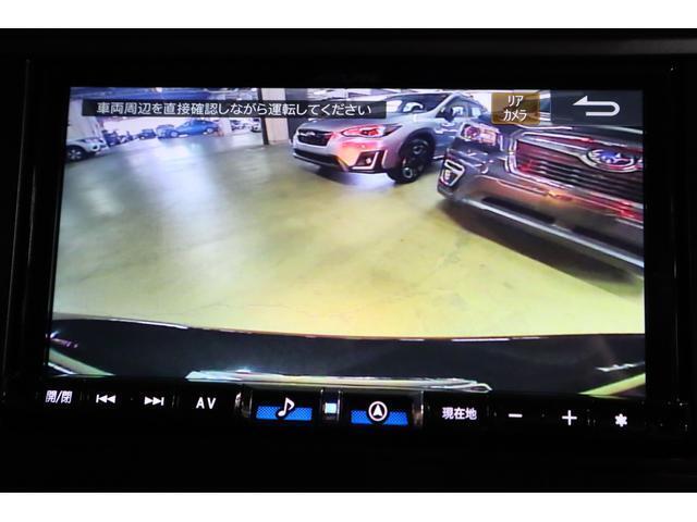 バックカメラ装備。後方の安全確認はおまかせ！！これで苦手な車庫入れも安心です♪小さなお子様のいるご家庭では重要です。