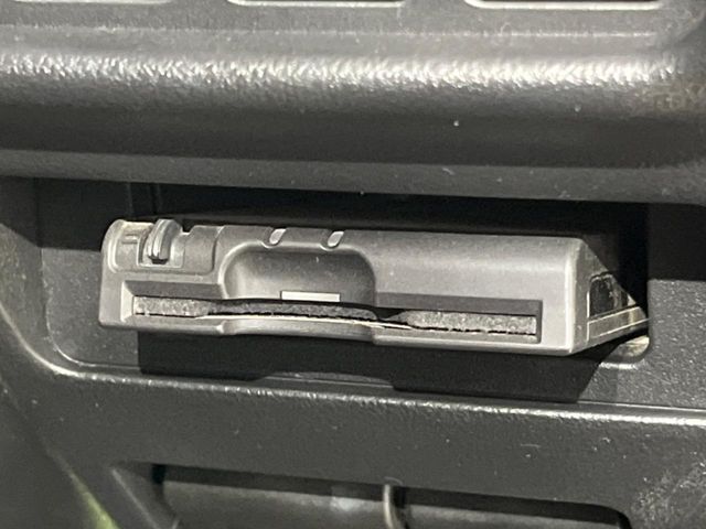 【ETC】高速道路の料金所をストレスなく通過！話題のスポットやサービスエリアに多い「スマートIC」利用時は必須のアイテムです。当店でセットアップを実施、ご納車当日からすぐにご利用いただけます！